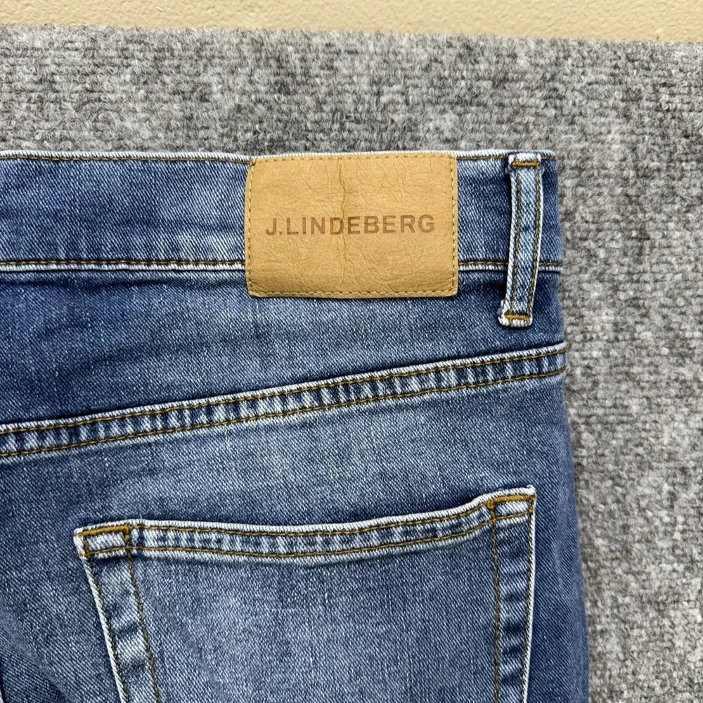 J. Lindeberg Jeans Jay Mid Rise Slim Fit Denim men's size 33 33x32